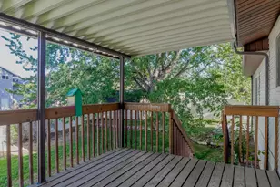 2611 N 1600 E, Layton, UT 84040 - Photo 28