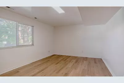 2611 N 1600 E, Layton, UT 84040 - Photo 16