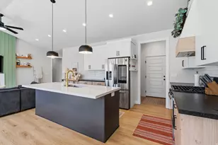 3577 S Garibaldi Wy, Saratoga Springs, UT 84045 - Photo 12