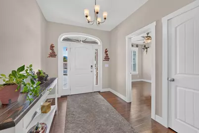 278 E Larsen Ln, Harrisville, UT 84404 - Photo 4