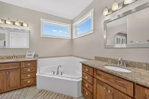 278 E Larsen Ln, Harrisville, UT 84404 - Photo 20