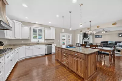 278 E Larsen Ln, Harrisville, UT 84404 - Photo 14