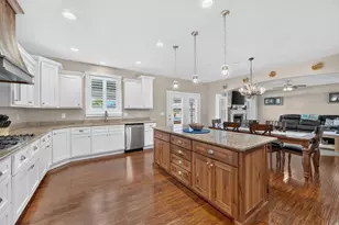 278 E Larsen Ln, Harrisville, UT 84404 - Photo 14