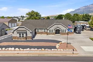 278 E Larsen Ln, Harrisville, UT 84404 - Photo 2