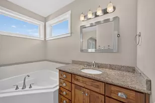 278 E Larsen Ln, Harrisville, UT 84404 - Photo 20