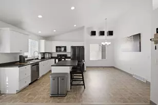 7245 W Silhouette Ln S, West Jordan, UT 84081 - Photo 18