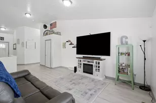 7245 W Silhouette Ln S, West Jordan, UT 84081 - Photo 16