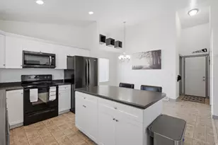 7245 W Silhouette Ln S, West Jordan, UT 84081 - Photo 22