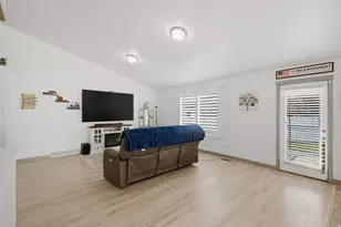 7245 W Silhouette Ln S, West Jordan, UT 84081 - Photo 26