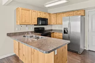445 E 475 N, Ogden, UT 84404 - Photo 6