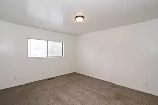 1425 W 1650 St N, Layton, UT 84041 - Photo 8