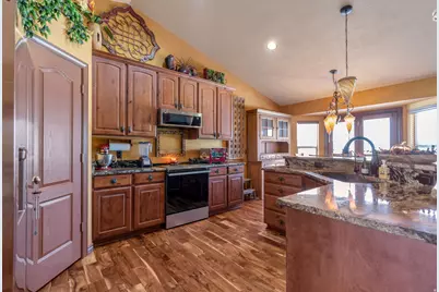 14227 S Rosaleen Ln W, Herriman, UT 84096 - Photo 14
