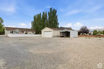 791 E Saddle Rd, Grantsville, UT 84029 - Photo 2