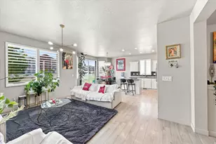 9572 S Lea Heather Way, West Jordan, UT 84081 - Photo 6