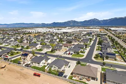 9572 S Lea Heather Way, West Jordan, UT 84081 - Photo 34