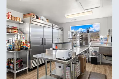 220 W 10 St S, Garden City, UT 84028 - Photo 20