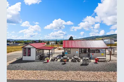 220 W 10 St S, Garden City, UT 84028 - Photo 12