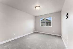 8704 N Pebble Aly, Eagle Mountain, UT 84005 - Photo 26