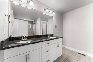 8704 N Pebble Aly, Eagle Mountain, UT 84005 - Photo 16