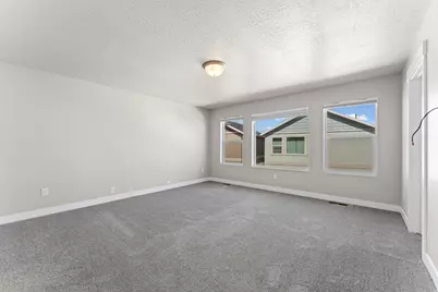 8704 N Pebble Aly, Eagle Mountain, UT 84005 - Photo 18