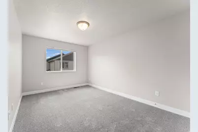 8704 N Pebble Aly, Eagle Mountain, UT 84005 - Photo 26