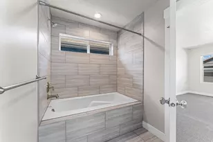 8704 N Pebble Aly, Eagle Mountain, UT 84005 - Photo 20