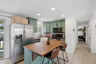 9633 S Sleepy Hollow Cir, Sandy, UT 84094 - Photo 10