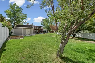 9633 S Sleepy Hollow Cir, Sandy, UT 84094 - Photo 32