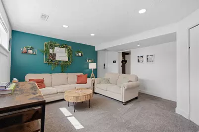 9633 S Sleepy Hollow Cir, Sandy, UT 84094 - Photo 18