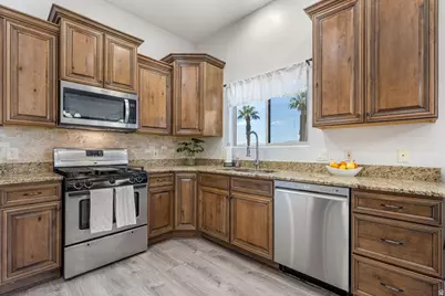 209 N 1280 W, Saint George, UT 84770 - Photo 10