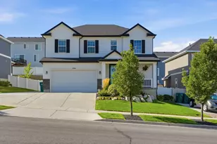 1534 E 3225 N, Layton, UT 84040 - Photo 2