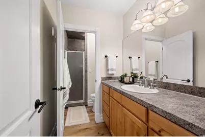 3203 E Fernwood Dr, Layton, UT 84040 - Photo 46
