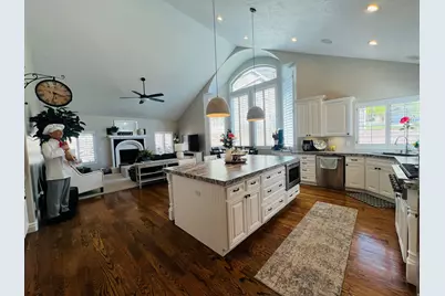 12095 S Milona Dr E, Draper, UT 84020 - Photo 12