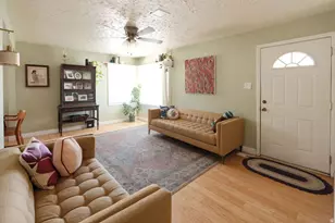 153 S Lakeview Dr, Clearfield, UT 84015 - Photo 8