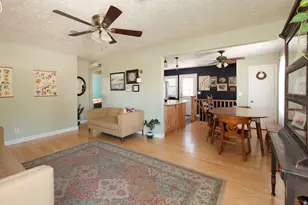 153 S Lakeview Dr, Clearfield, UT 84015 - Photo 12