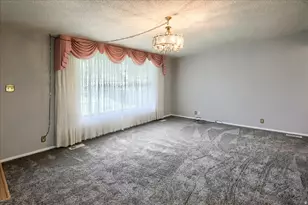 4059 Porter Ave, South Ogden, UT 84403 - Photo 2