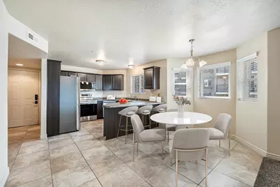 104 E Resaca Dr #E1, Sandy, UT 84070 - Photo 2