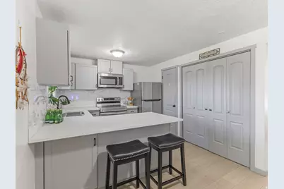 1701 E 1470 S #13E, Ogden, UT 84404 - Photo 8