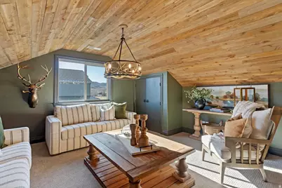 560 S 8600 E, Huntsville, UT 84317 - Photo 22