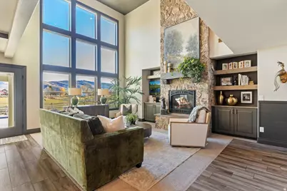 560 S 8600 E, Huntsville, UT 84317 - Photo 10