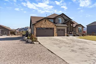 560 S 8600 E, Huntsville, UT 84317 - Photo 6