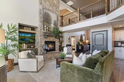 560 S 8600 E, Huntsville, UT 84317 - Photo 8