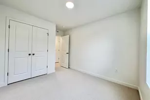 1650 N Main St, Layton, UT 84041 - Photo 12
