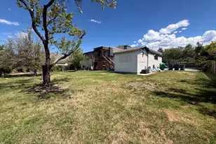 9640 S Flint Dr, Sandy, UT 84094 - Photo 12