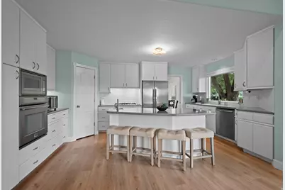 1586 Bowden Cir, Salt Lake City, UT 84117 - Photo 10