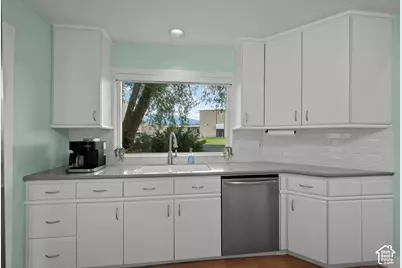 1586 Bowden Cir, Salt Lake City, UT 84117 - Photo 18