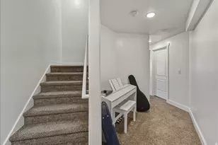1752 N Festive Wy, Saratoga Springs, UT 84045 - Photo 10