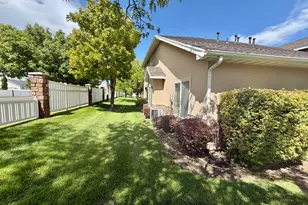7304 S Geralee Ln, West Jordan, UT 84084 - Photo 20