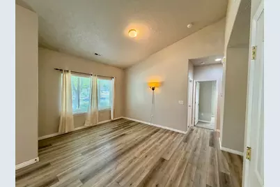 7304 S Geralee Ln, West Jordan, UT 84084 - Photo 12