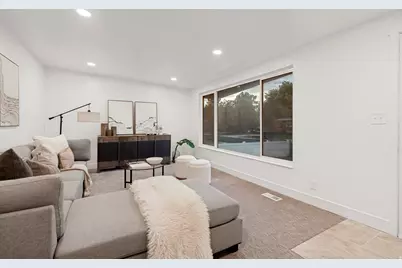1104 E 5235 S, Murray, UT 84117 - Photo 2
